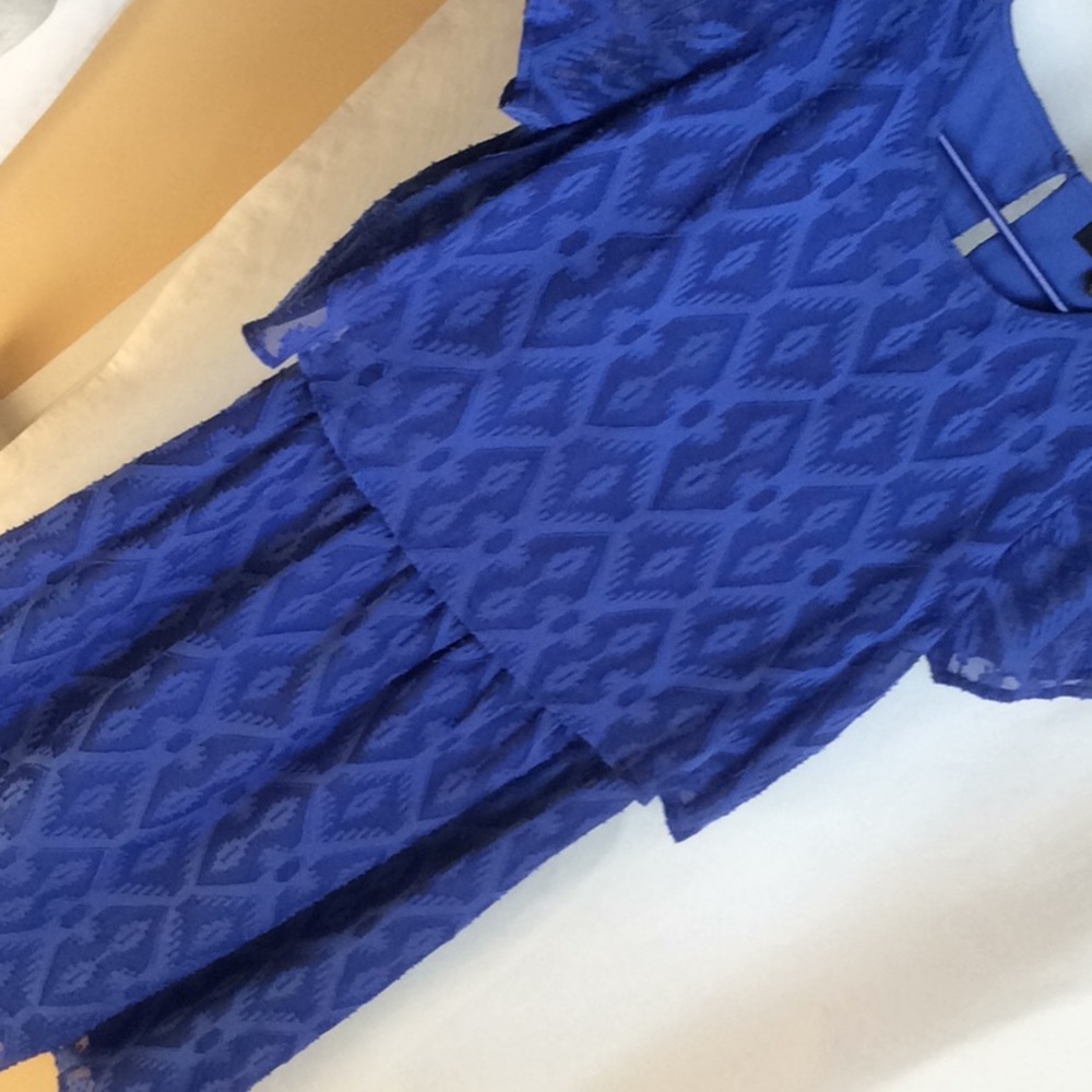Dress - Picture 2 of 5